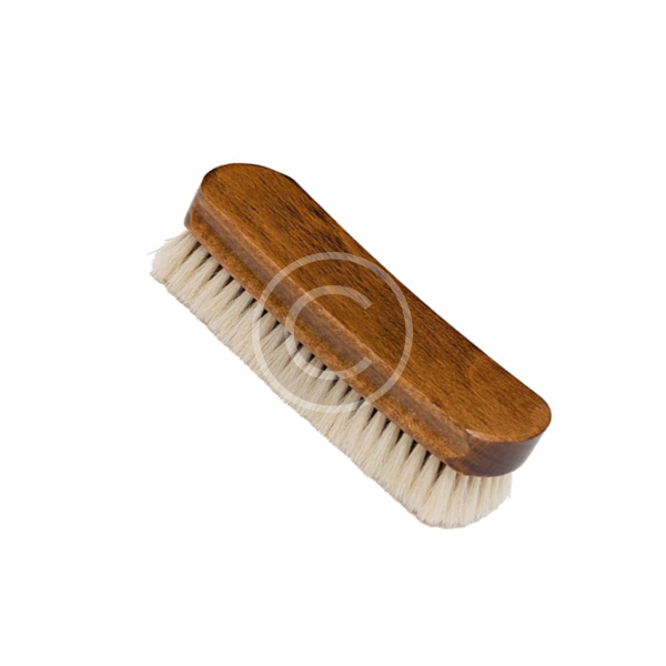 Super Fine Brush For a High Gloss Shine